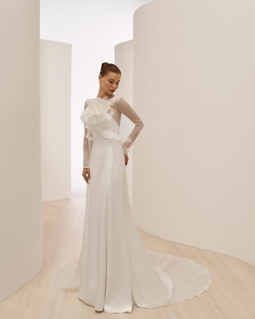 Brautkleid Donis von AIRE Barcelona bei Love & Brides in Frankfurt