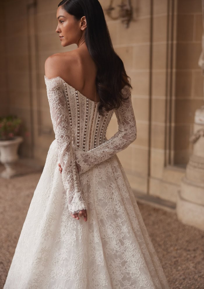 Brautkleid Vionne von Yedyna bei Love & Brides in Frankfurt